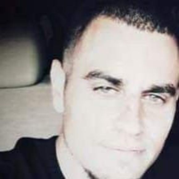 Meet your Posher, James - Picture 1 of 1